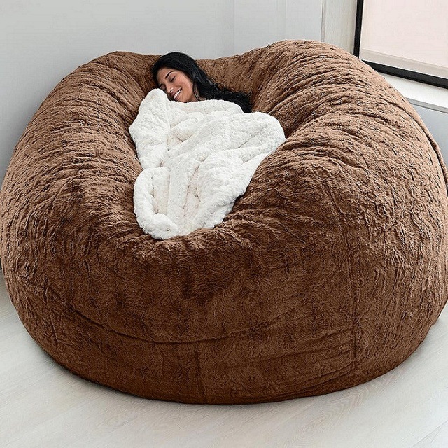 Zewnętrzne 7ft Giant Bean Bag Krzesło Lounge Soft Faux Fur Tkanina EPS wypełnienie 8