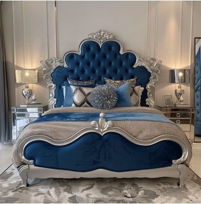 Elegantny klasyczny zestaw mebli sypialni z królewskiej wielkości lustrzaną głowicą i nowoczesnym materiałem MDF